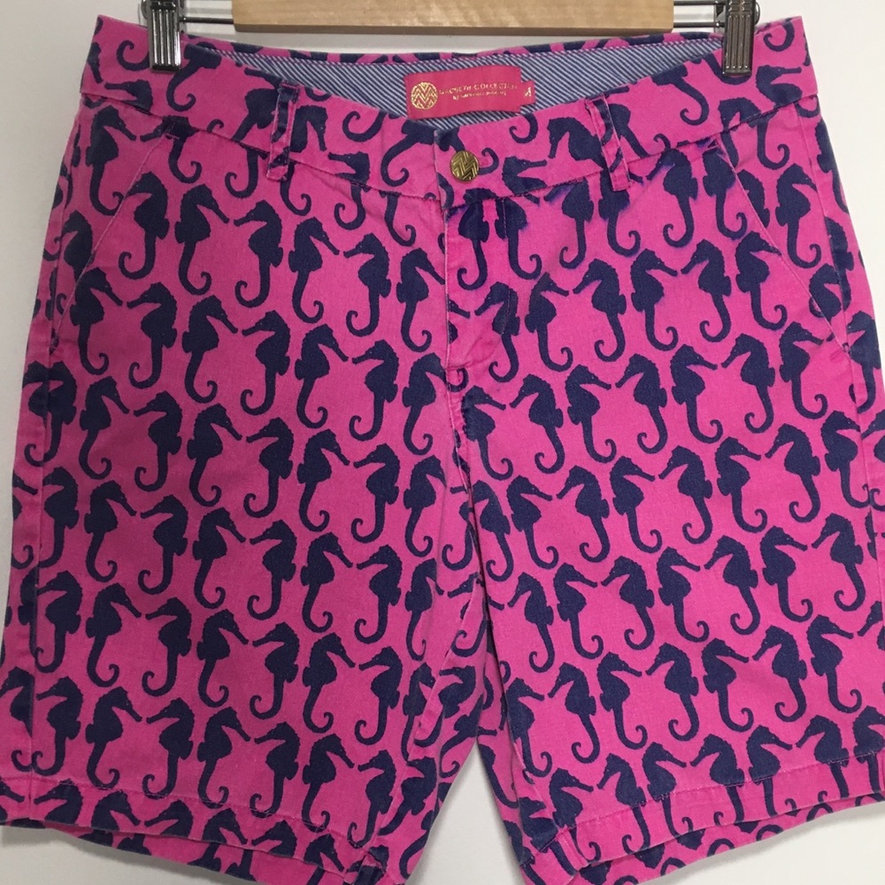 Seahorse print preppy shorts size m